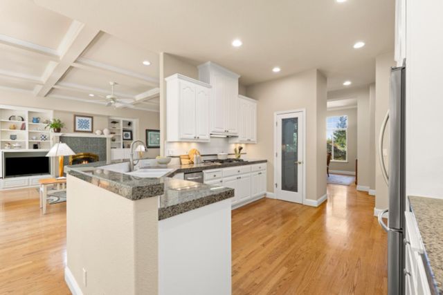 3317 Chasen Dr, Cameron Park, CA 95682