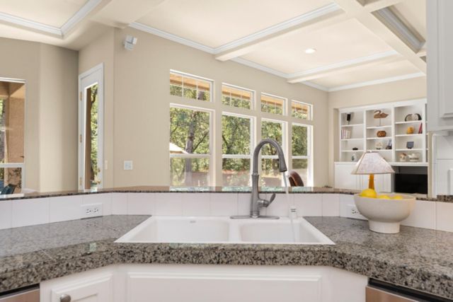 3317 Chasen Dr, Cameron Park, CA 95682