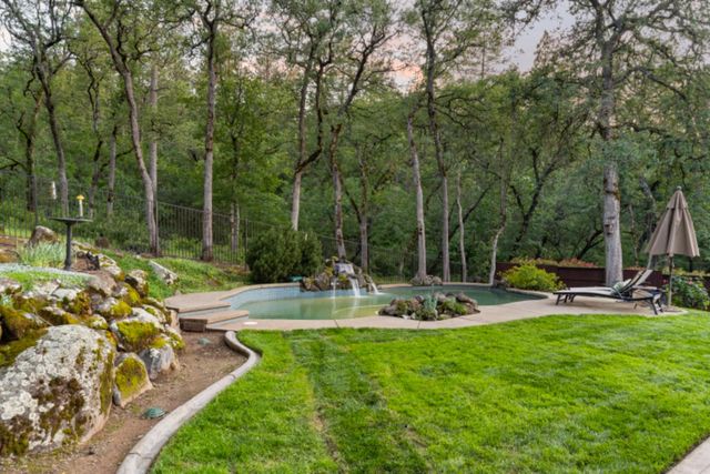 3317 Chasen Dr, Cameron Park, CA 95682