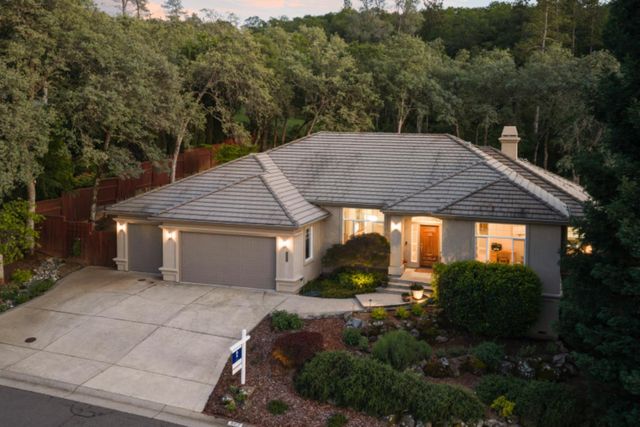 3317 Chasen Dr, Cameron Park, CA 95682