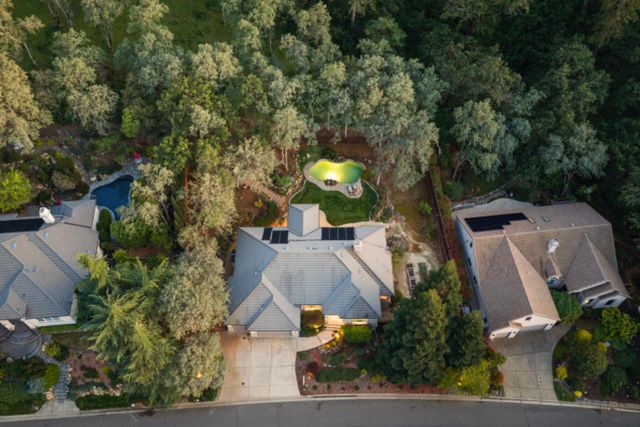 3317 Chasen Dr, Cameron Park, CA 95682