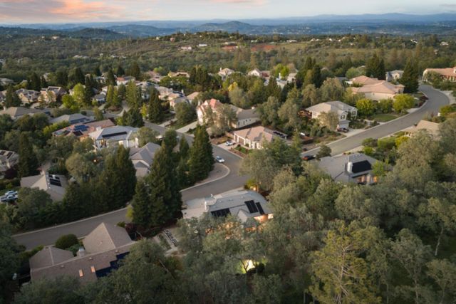 3317 Chasen Dr, Cameron Park, CA 95682