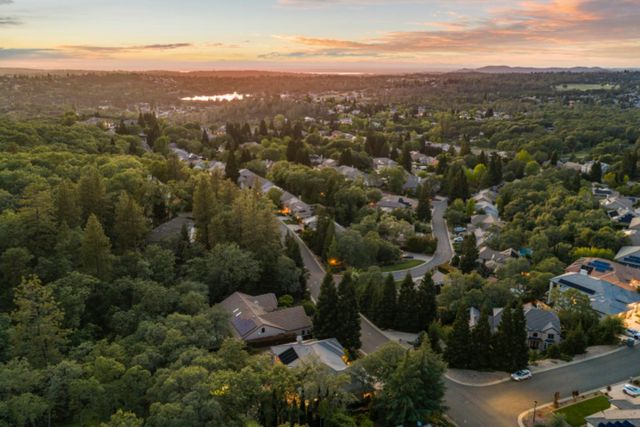 3317 Chasen Dr, Cameron Park, CA 95682