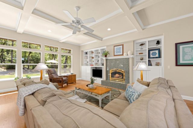 3317 Chasen Dr, Cameron Park, CA 95682