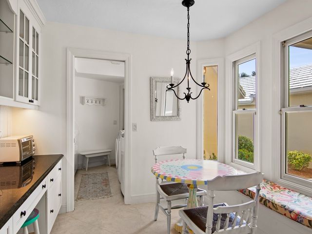 560 N Monterey Drive, Indian River Shores, FL 32963