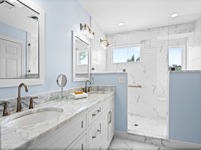 560 N Monterey Drive, Indian River Shores, FL 32963