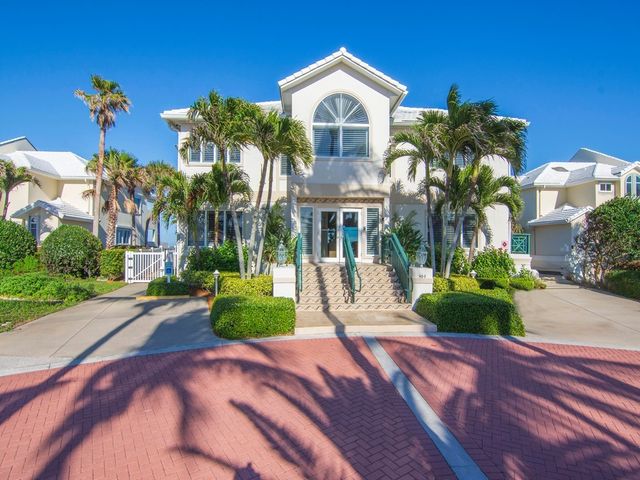 560 N Monterey Drive, Indian River Shores, FL 32963