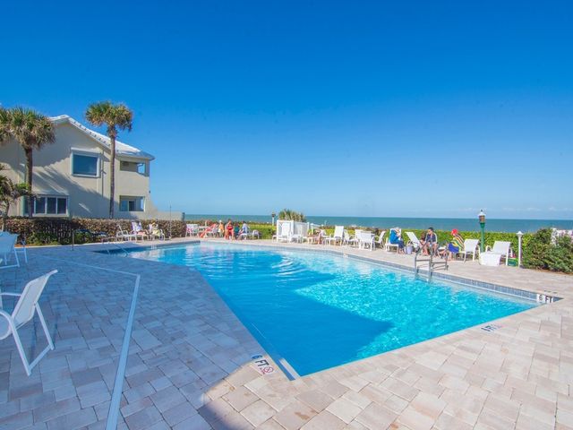 560 N Monterey Drive, Indian River Shores, FL 32963
