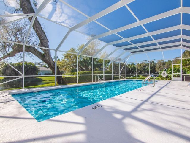 560 N Monterey Drive, Indian River Shores, FL 32963