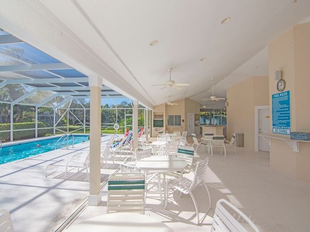 560 N Monterey Drive, Indian River Shores, FL 32963