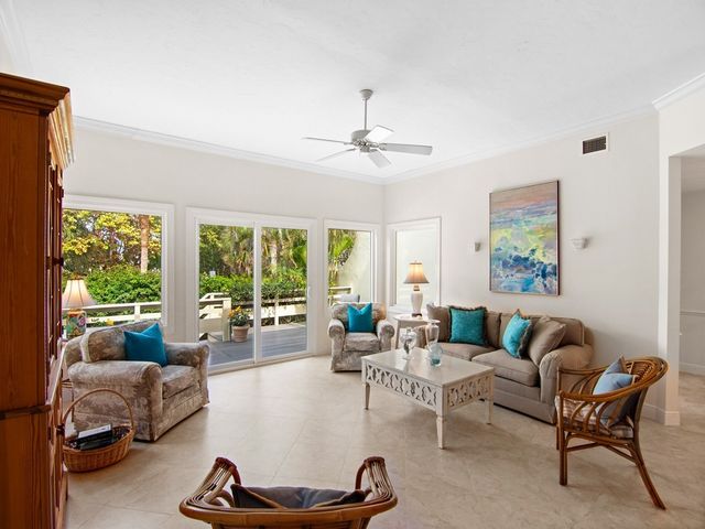 560 N Monterey Drive, Indian River Shores, FL 32963