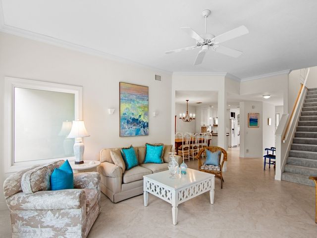 560 N Monterey Drive, Indian River Shores, FL 32963