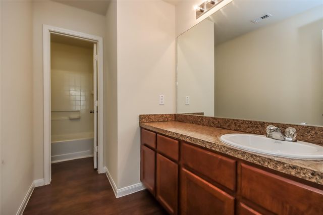 13022 Ristina Circle, Houston, TX 77048