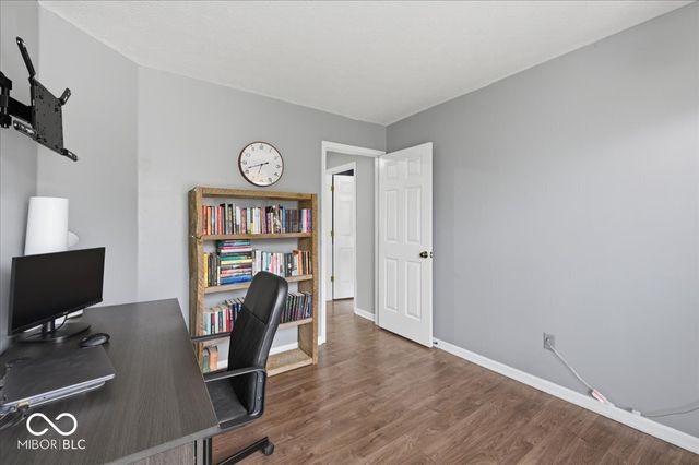 18 Village Parkway, Pendleton, IN 46064