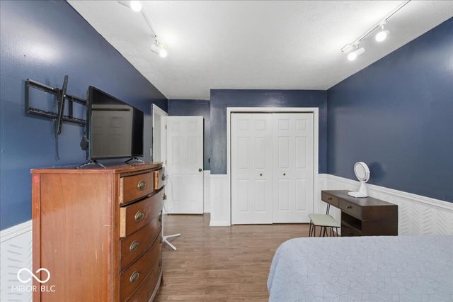 18 Village Parkway, Pendleton, IN 46064