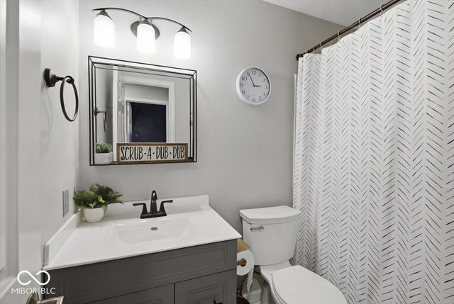 18 Village Parkway, Pendleton, IN 46064
