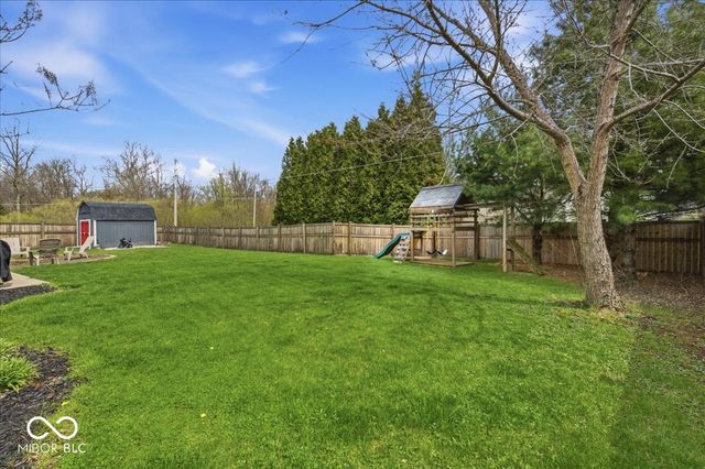 18 Village Parkway, Pendleton, IN 46064