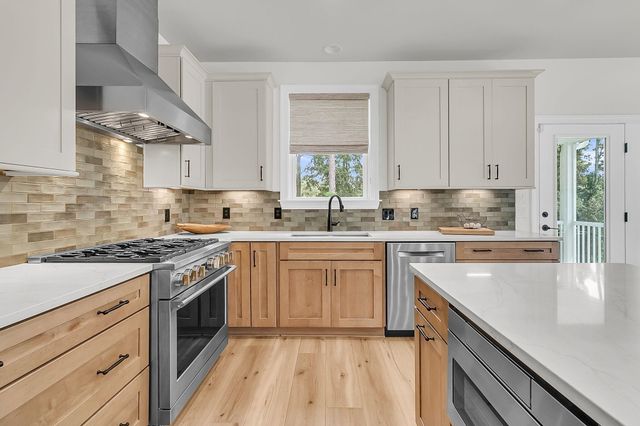 100 Antilles Circle, Wando, SC 29492