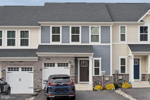 120 ARDEN WAY, Downingtown, PA 19335