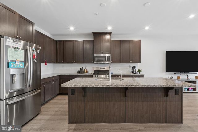 120 ARDEN WAY, Downingtown, PA 19335