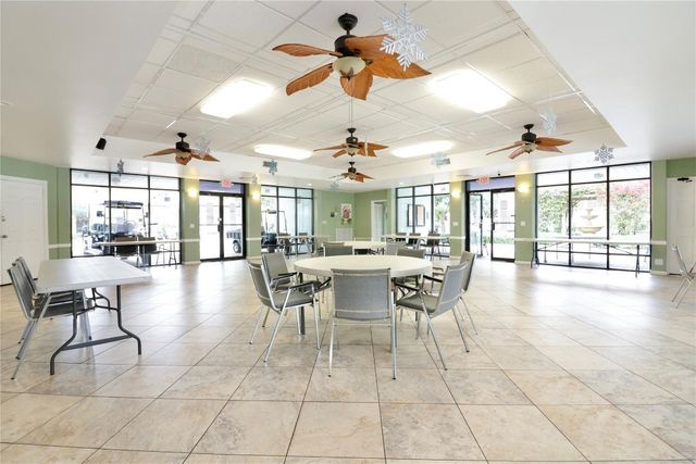 419 SW Natura Avenue B, Deerfield Beach, FL 33441