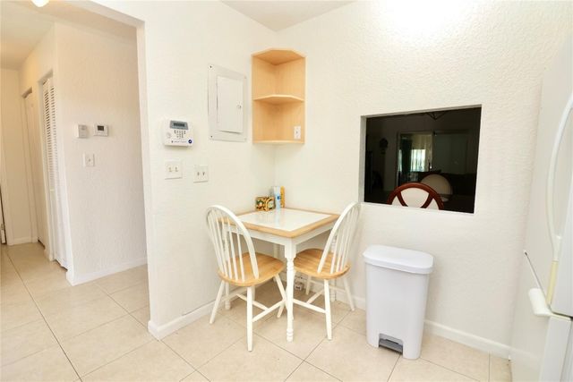 419 SW Natura Avenue B, Deerfield Beach, FL 33441