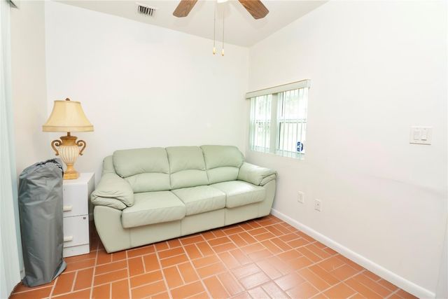 419 SW Natura Avenue B, Deerfield Beach, FL 33441