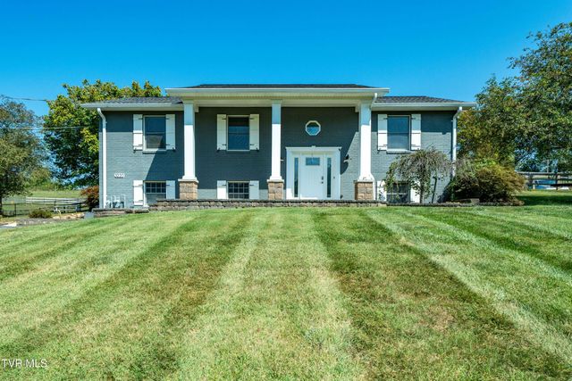 3220 Knob Creek Road, Johnson City, TN 37615