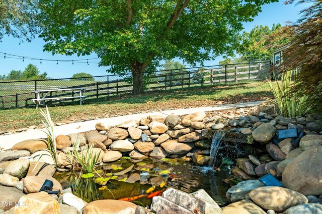 3220 Knob Creek Road, Johnson City, TN 37615