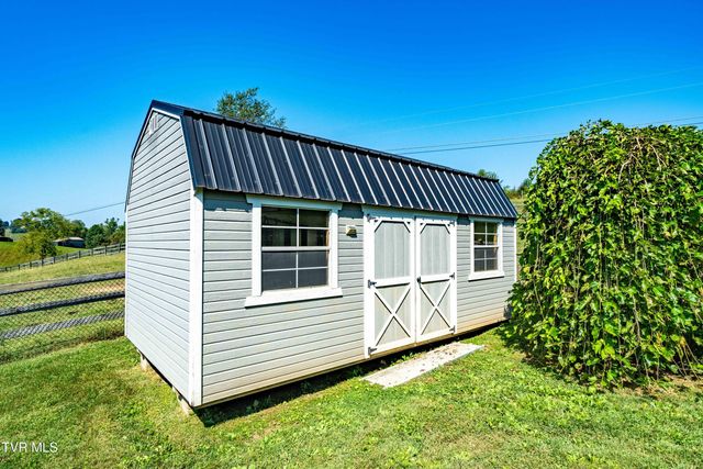 3220 Knob Creek Road, Johnson City, TN 37615