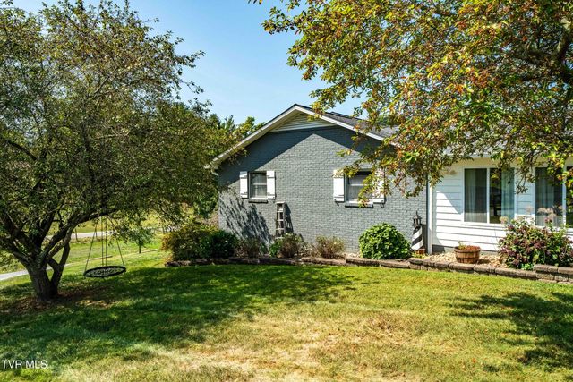 3220 Knob Creek Road, Johnson City, TN 37615