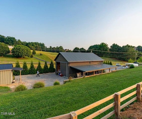 3220 Knob Creek Road, Johnson City, TN 37615