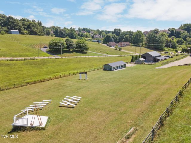 3220 Knob Creek Road, Johnson City, TN 37615