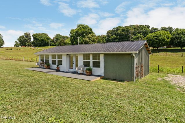 3220 Knob Creek Road, Johnson City, TN 37615