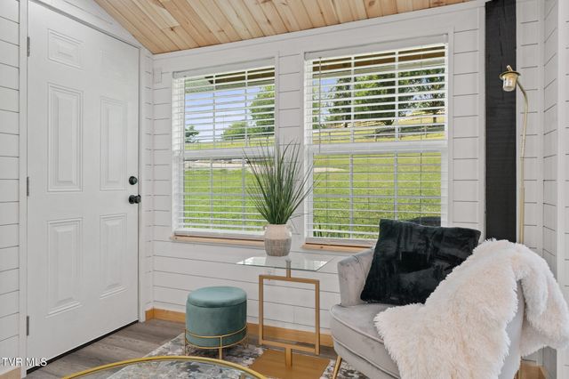 3220 Knob Creek Road, Johnson City, TN 37615