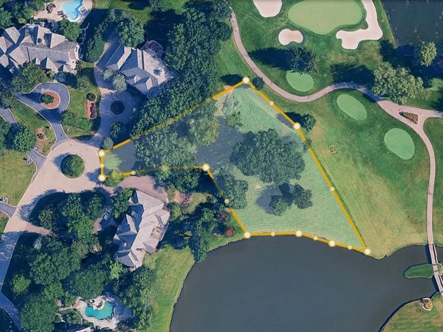 57 Hillburn Lane, North Barrington, IL 60010