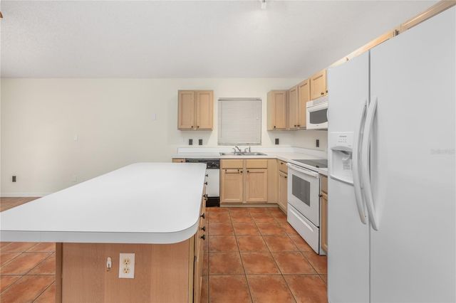 1646 RIVEREDGE ROAD, Oviedo, FL 32766