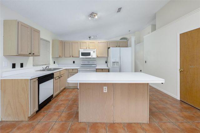 1646 RIVEREDGE ROAD, Oviedo, FL 32766