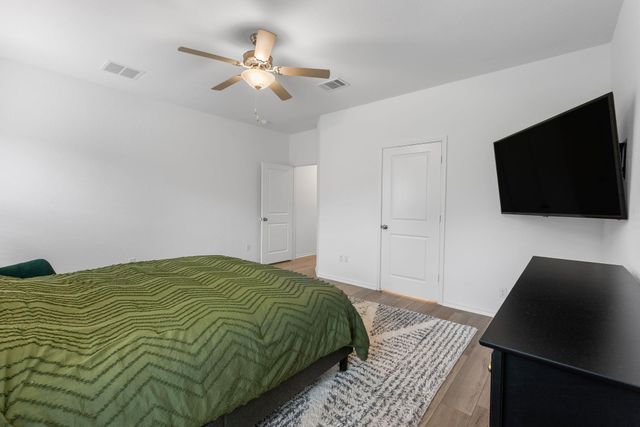 1240 Sweetspire ST, Leander, TX 78641