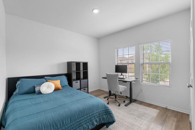 1240 Sweetspire ST, Leander, TX 78641