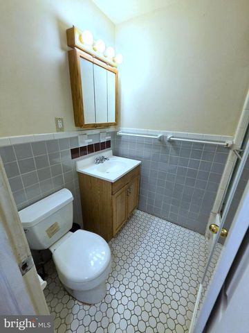 4035 BALTIMORE AVE, Philadelphia, PA 19104