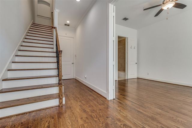 2135 Marilla Street, Dallas, TX 75201