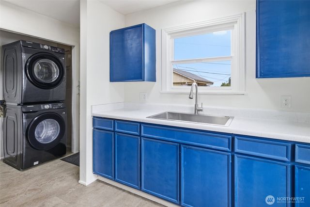 7212 S 128th Street, Seattle, WA 98178