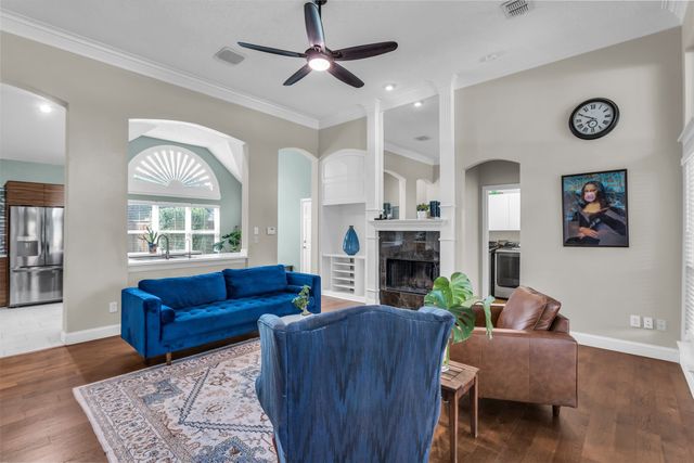 10319 Donley Drive, Irving, TX 75063