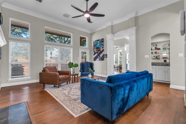 10319 Donley Drive, Irving, TX 75063