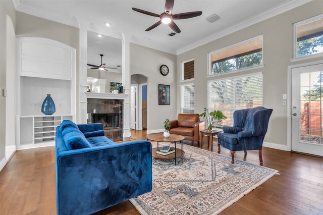 10319 Donley Drive, Irving, TX 75063