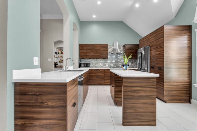 10319 Donley Drive, Irving, TX 75063