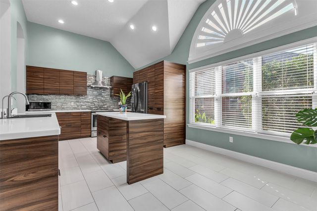 10319 Donley Drive, Irving, TX 75063