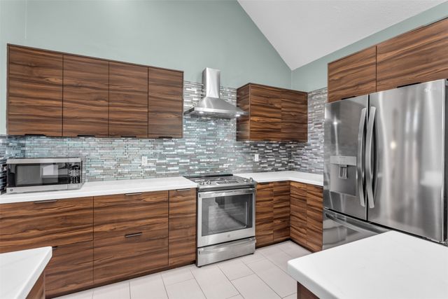 10319 Donley Drive, Irving, TX 75063