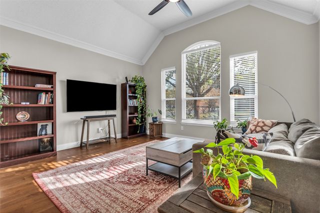 10319 Donley Drive, Irving, TX 75063